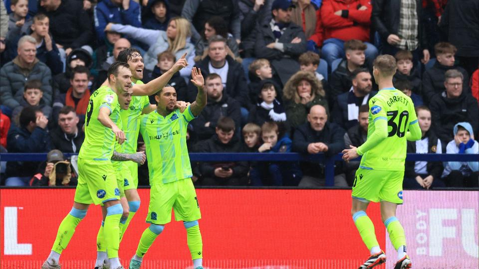 Sam Gallagher scores for Blackburn Rovers