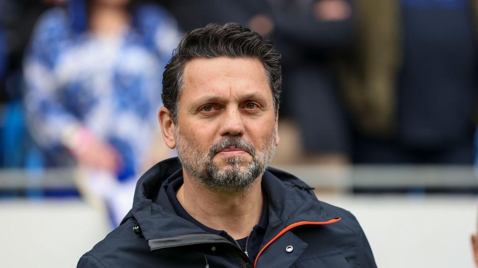 Erol Bulut on the touchline for Cardiff City