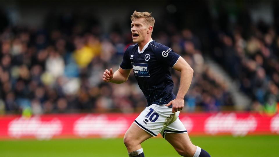 Zian Flemming in action for Millwall
