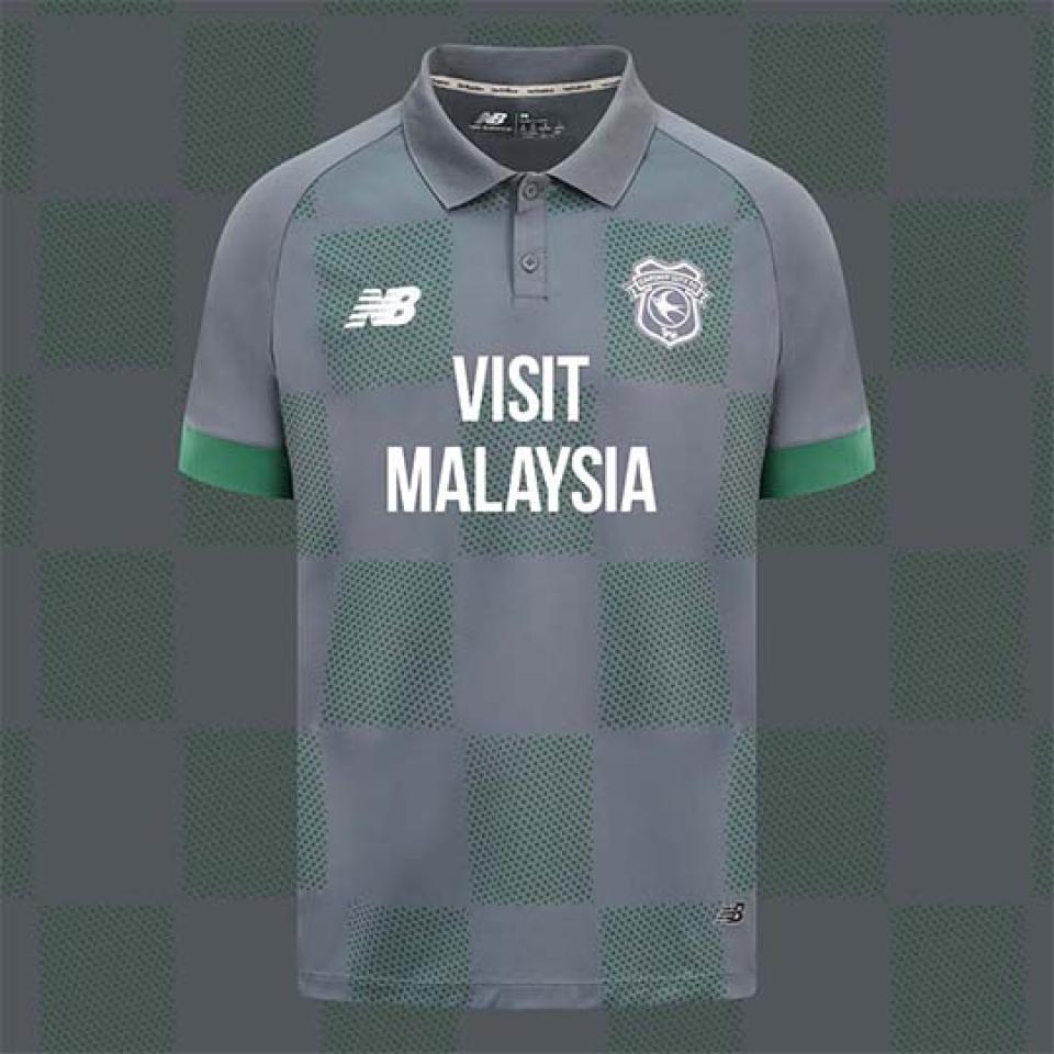 Away shirt
