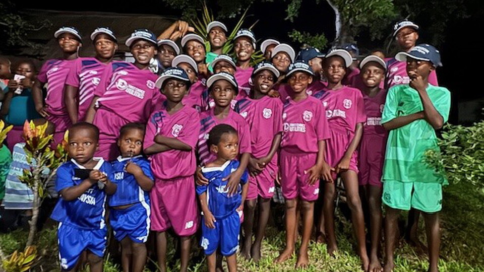 Kit Aid recipients in Mozambique.