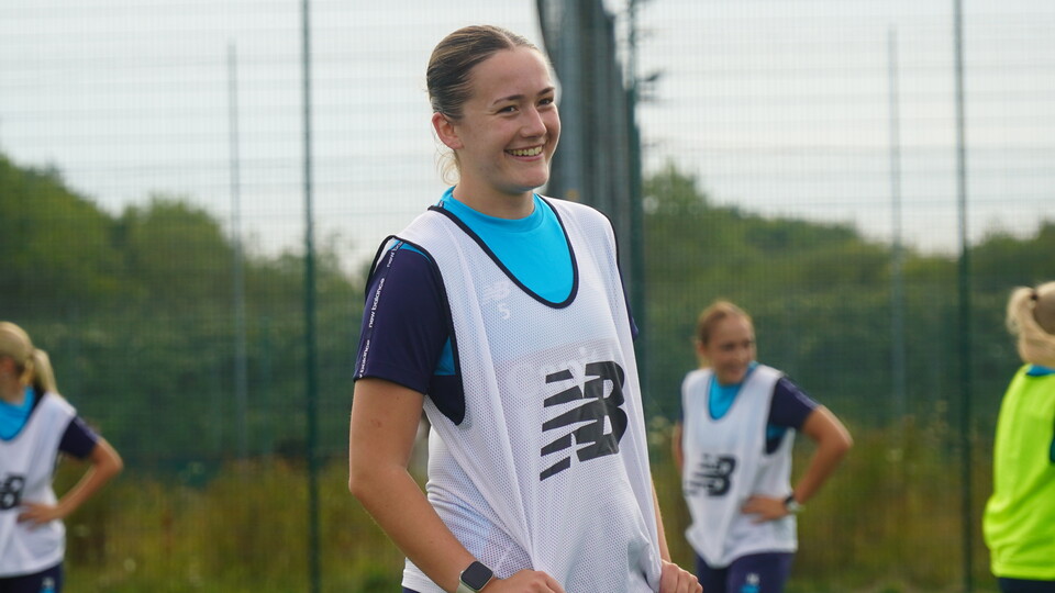 Nieve Jenkins in training for Cardiff City FC Women
