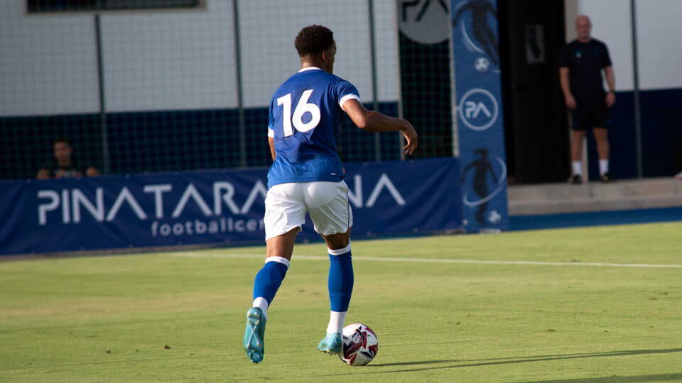 Chris Willock in action for Cardiff City Football Club