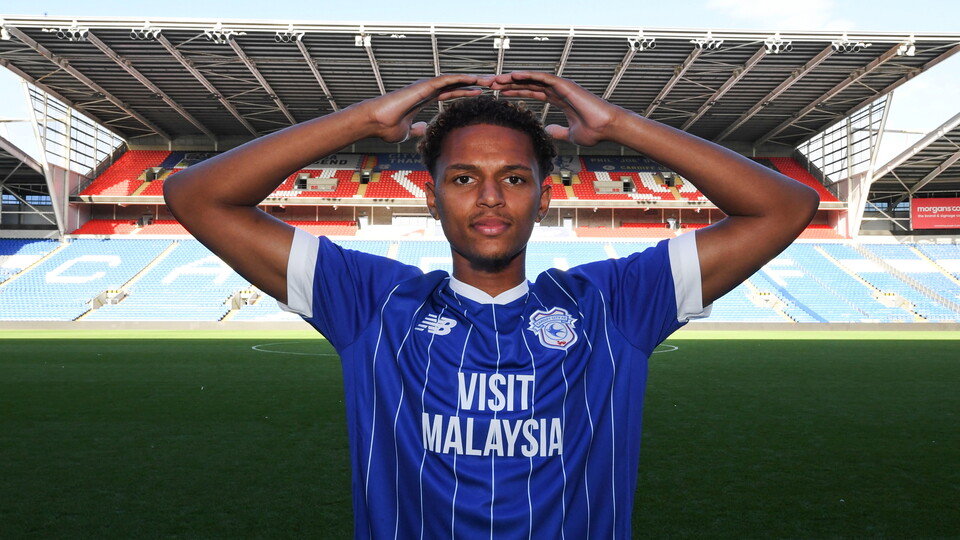 Omari Kellyman does the Ayatollah pitchside at CCS.