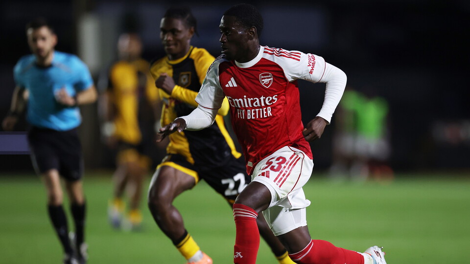 Charles Sagoe Jr in action for Arsenal's U21 vs. Newport County.