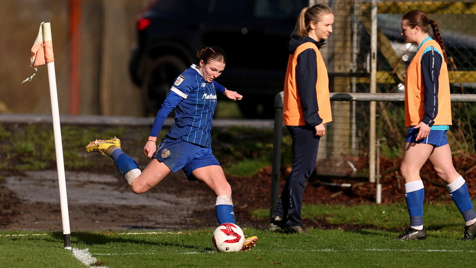 Mikayla Cook takes a corner for City.