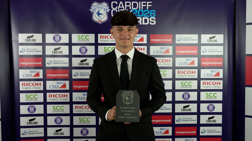 Robert Tankiewicz with his award for Academy player of the season, shared with Axel Donczew.