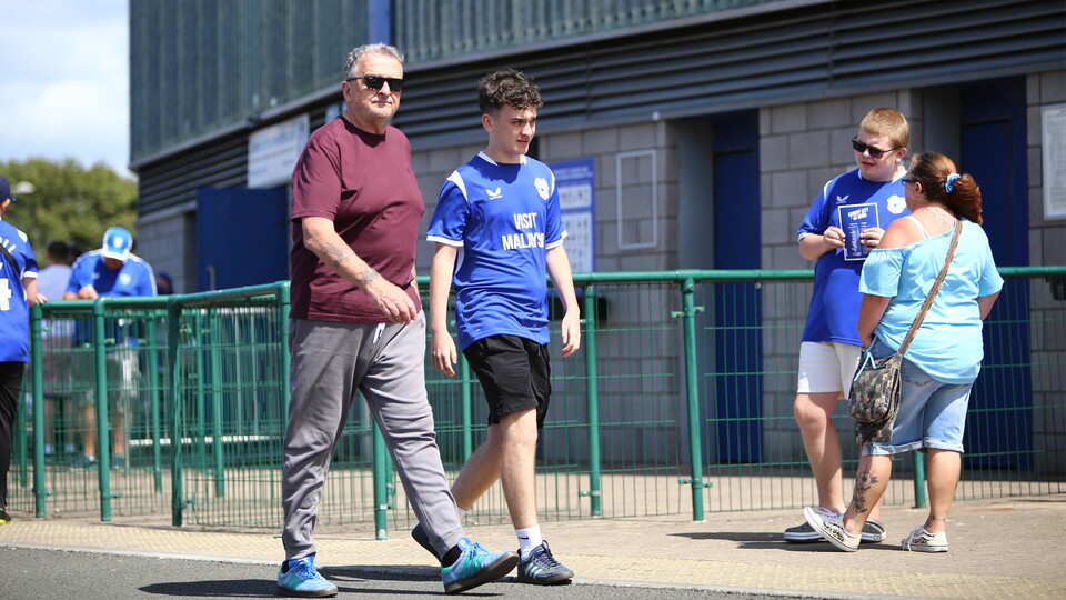Cardiff City supporters arrive at CCS ahead of kick-off.