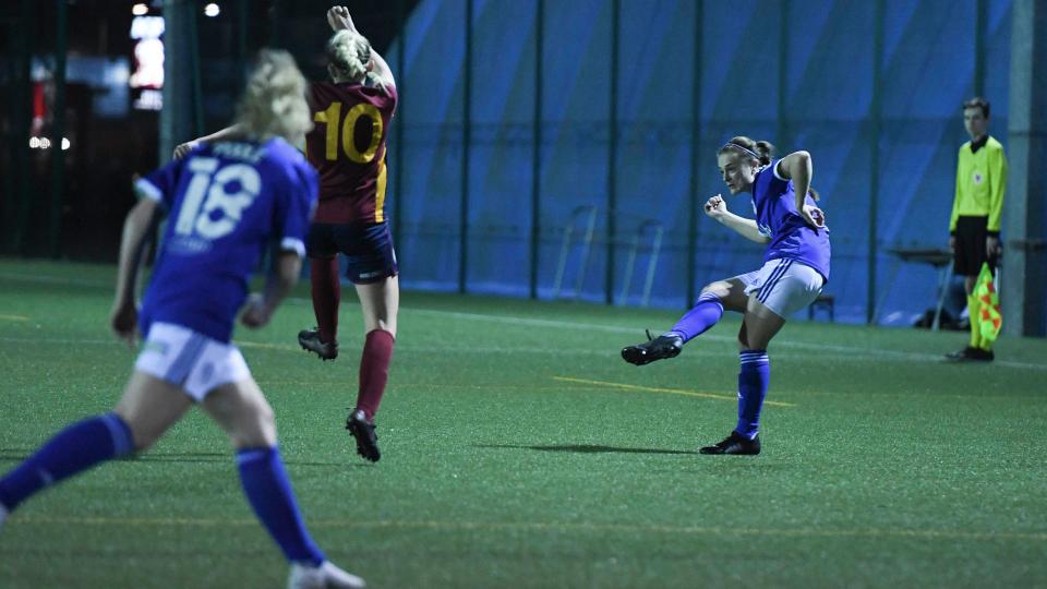 Ffion Price in action at Leckwith...