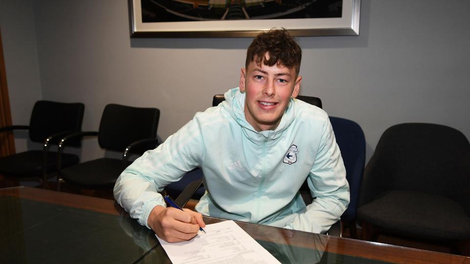 Oliver Denham has signed a new contract with the Bluebirds...