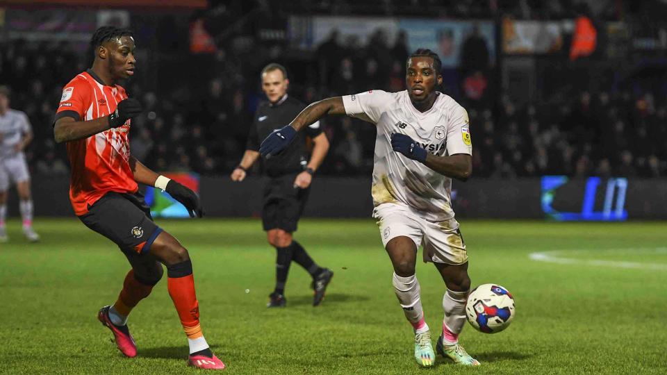 Sheyi Ojo in action at Kenilworth Road...