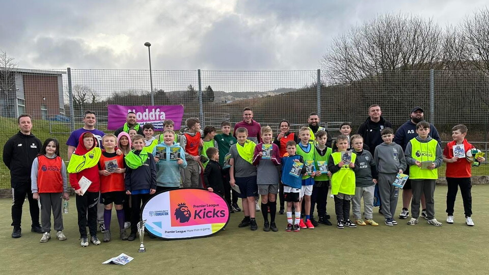 Premier League Kicks...