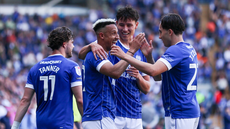 Callum Robinson scores for Cardiff City FC