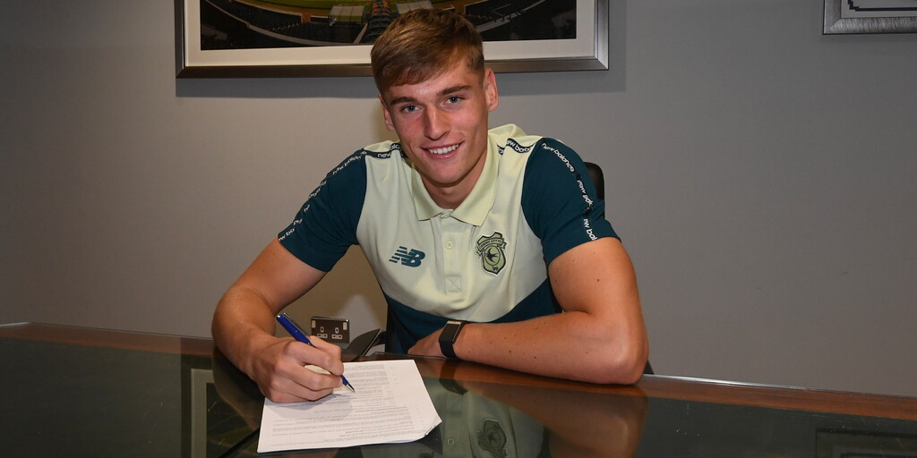 Dylan Lawlor verlängert Vertrag bei den Bluebirds | Cardiff